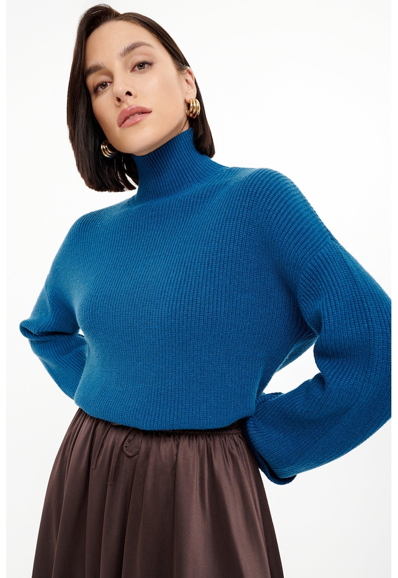 Pulover regular fit cu guler inalt