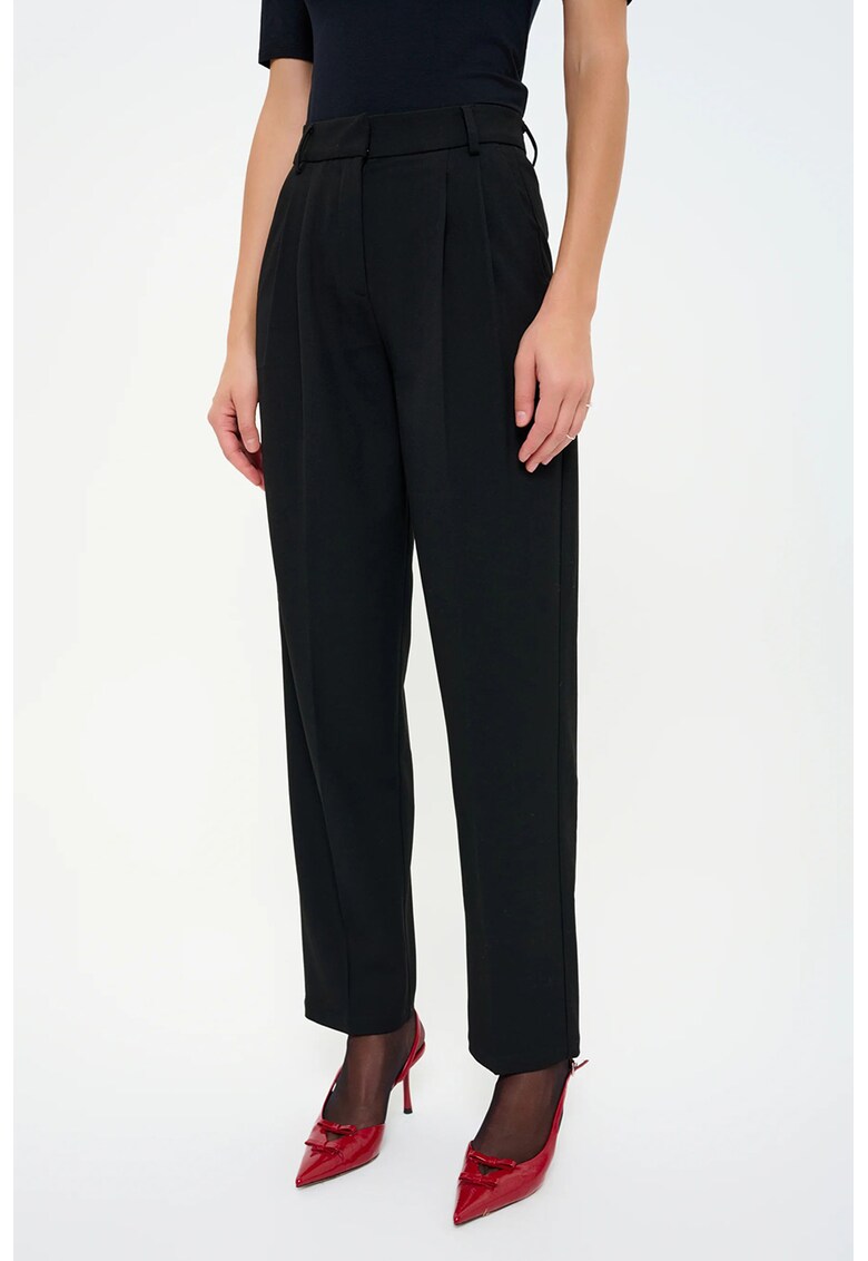 Pantaloni drepti cu talie inalta