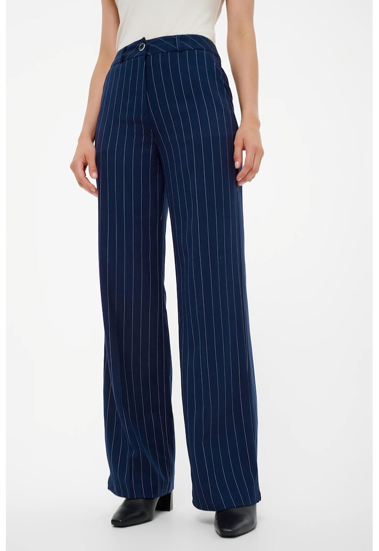 Pantaloni cu dungi si talie inalta