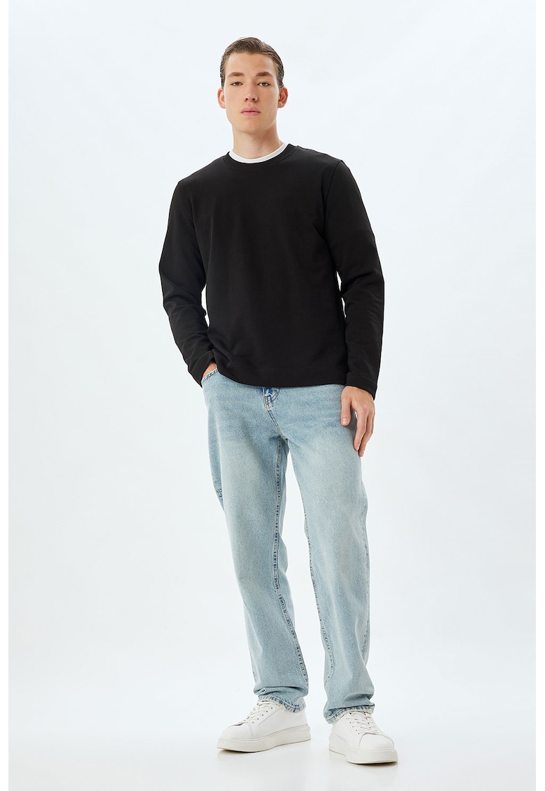 Blugi relaxed fit cu buzunare