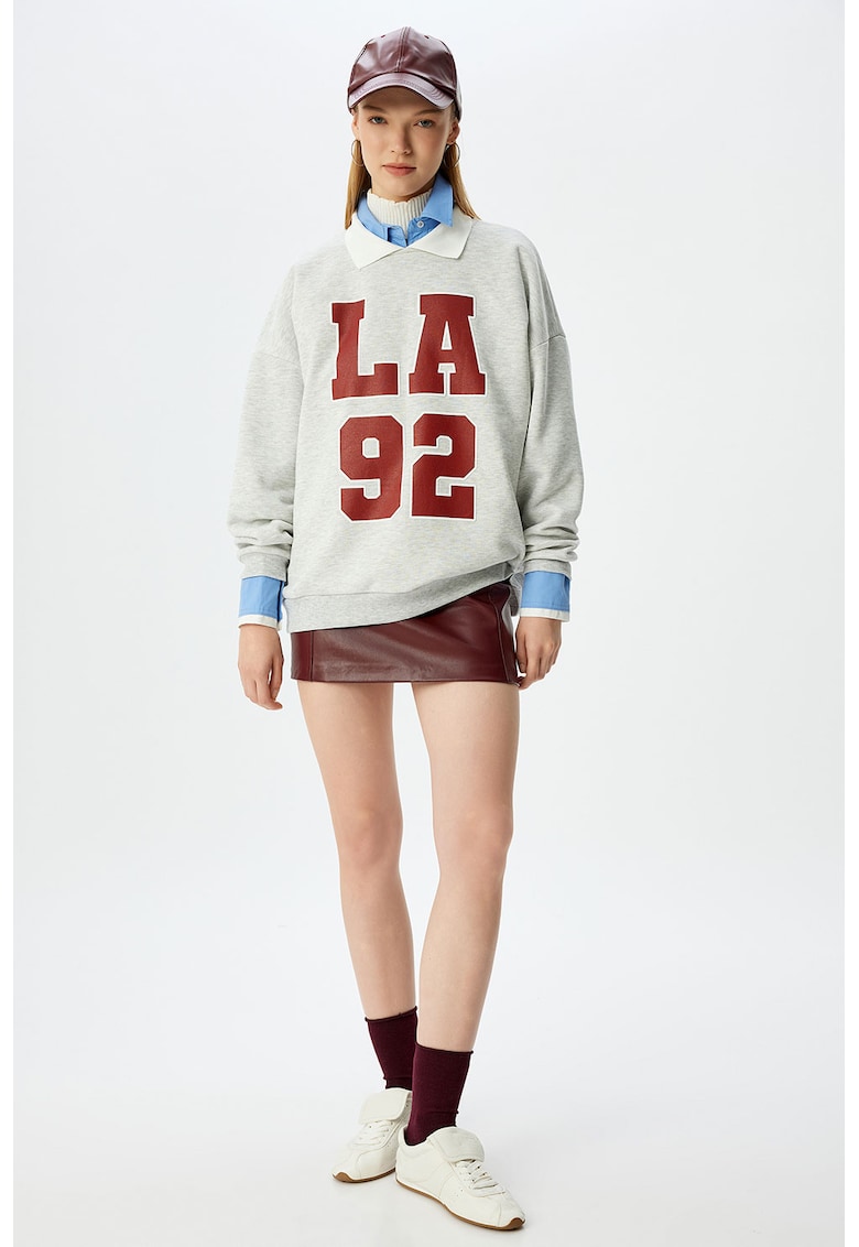 Bluza de trening cu text supradimensionat