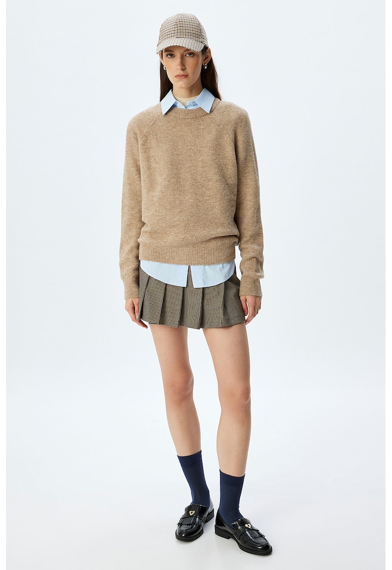 Pulover cu decolteu la baza gatului si maneci raglan - Crem