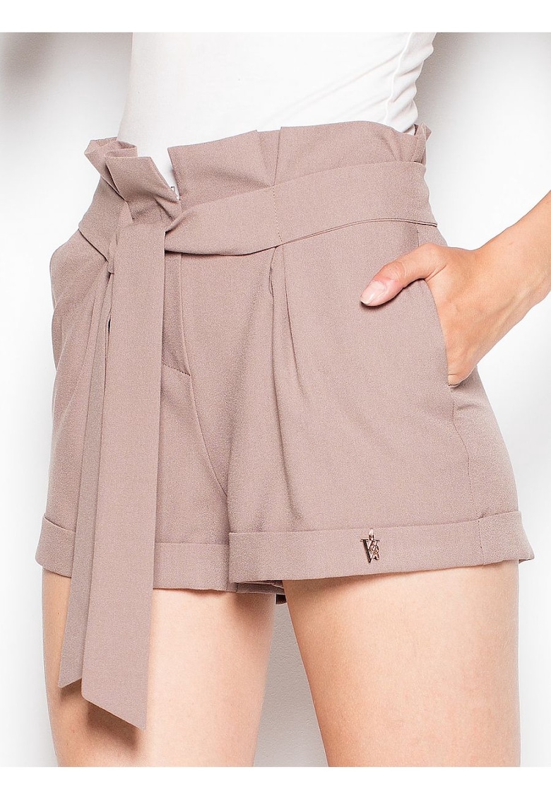 Pantaloni scurti dama bej - talie cu centura - buzunare laterale - poliester -
