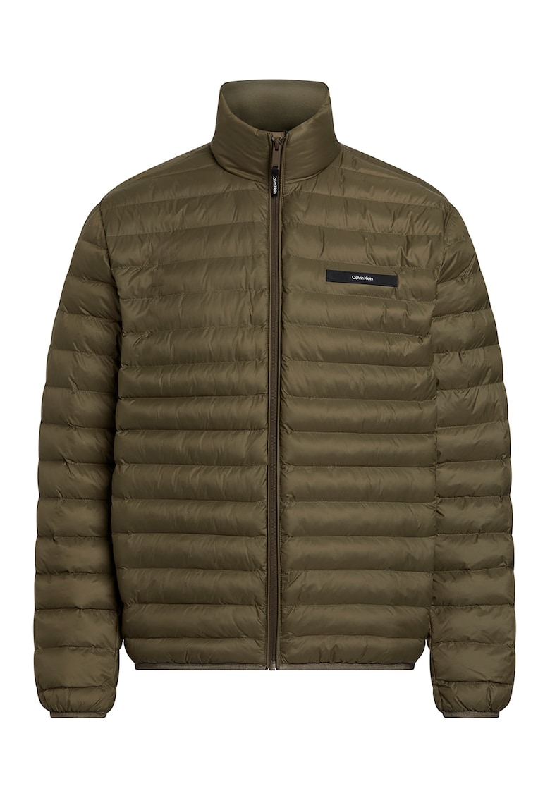 Geaca matlasata cu buzunare cu fermoar