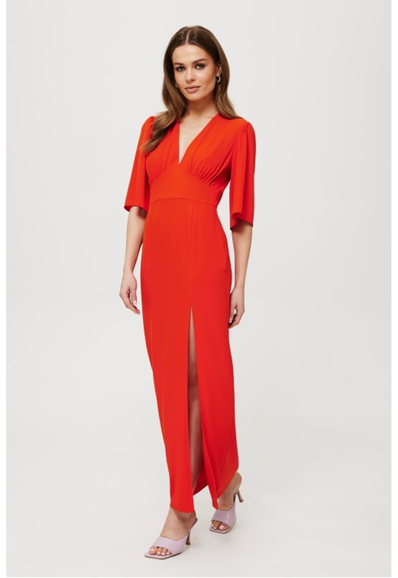 Rochie maxi cu crapatura pe picior -