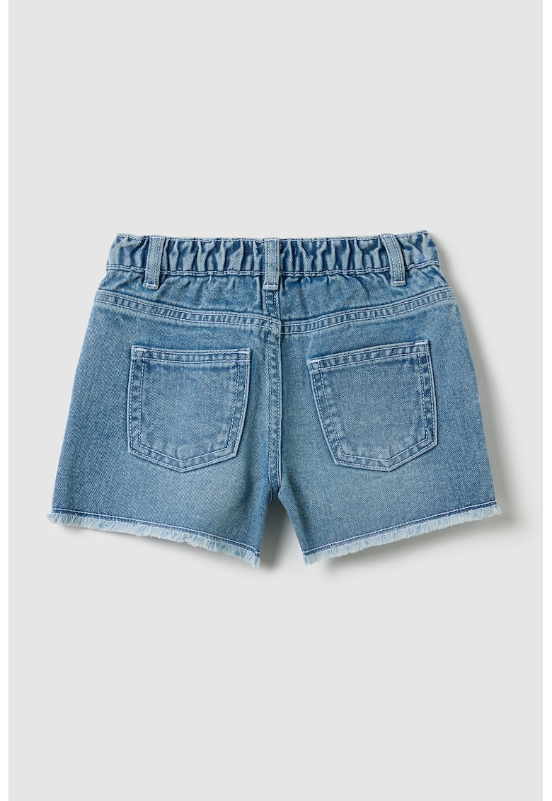 Blugi scurti cu nasturi si broderie Blugi scurti cu nasturi si broderie