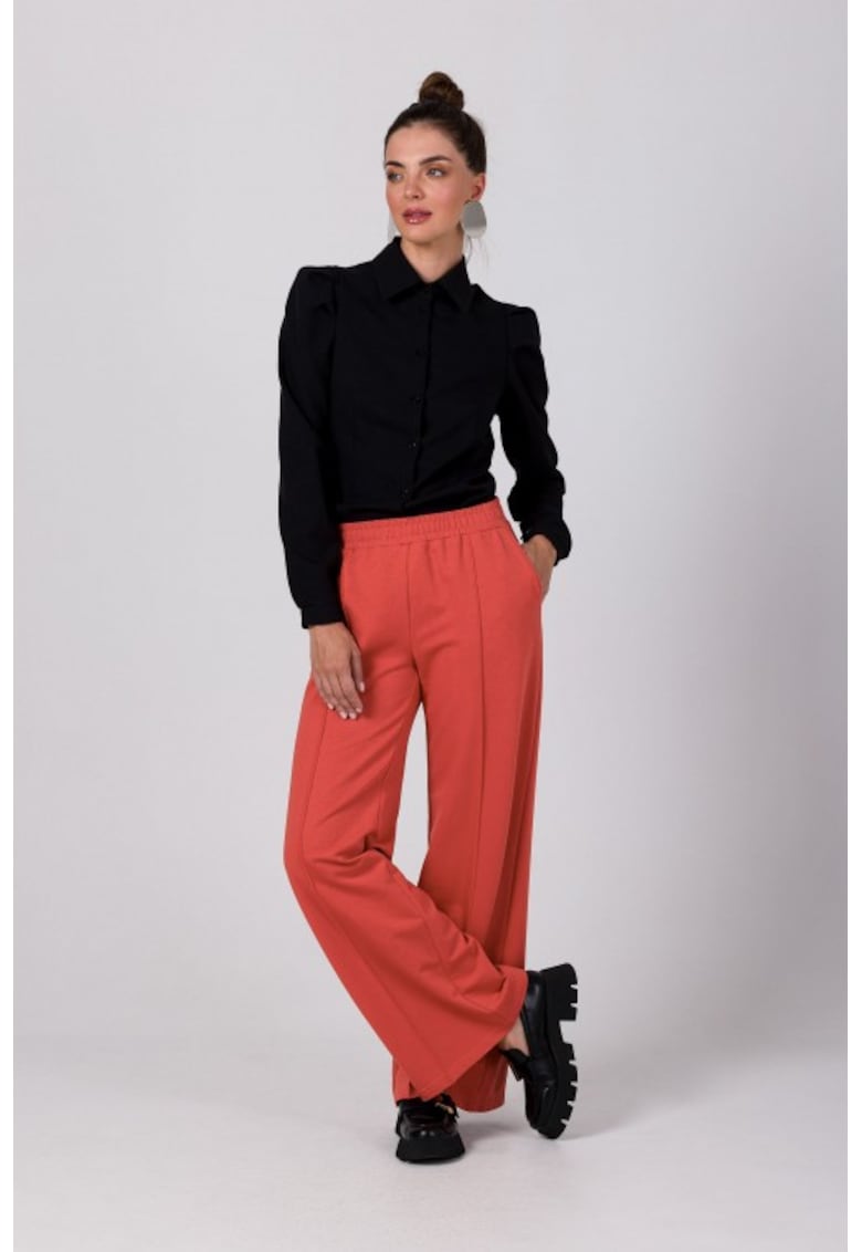 Pantaloni cu cusaturi pe crac -