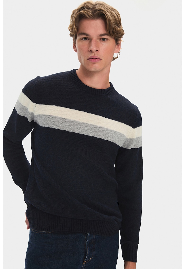 Pulover cu dungi - din amestec de lana