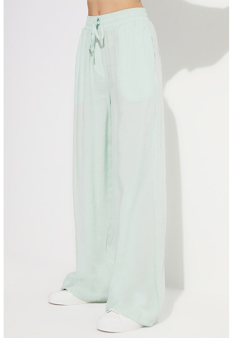 Pantaloni din amestec de modal cu croiala ampla