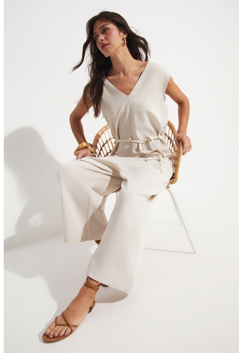 Salopeta uni cu decolteu in V