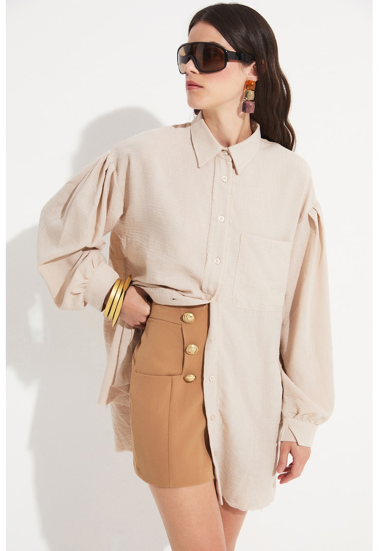 Camasa supradimensionata cu maneci cazute Camasa supradimensionata cu maneci cazute