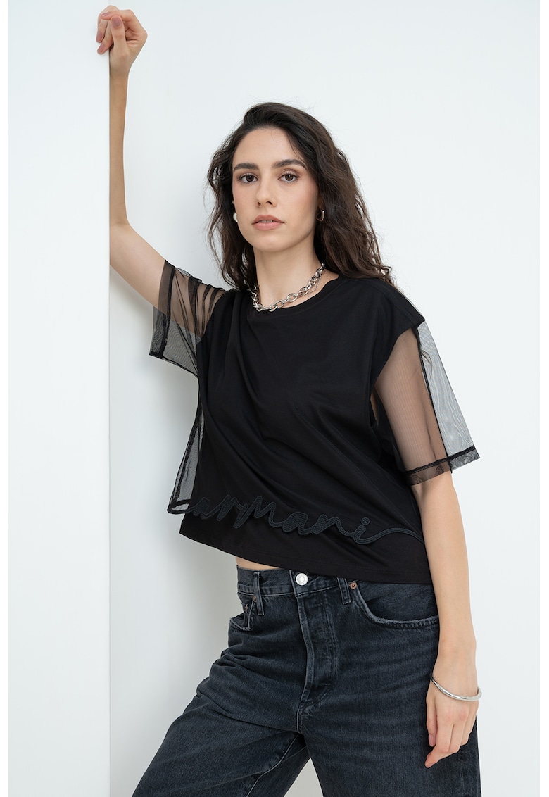 Tricou crop cu aplicatie semitransparenta