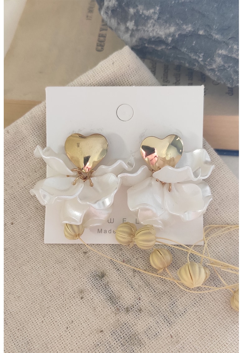 Cercei cu model in forma de floare