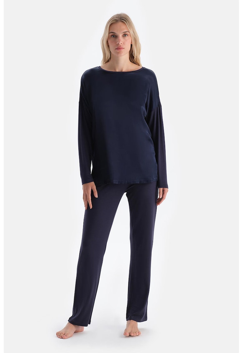 Pijama din amestec de modal cu decolteu rotund