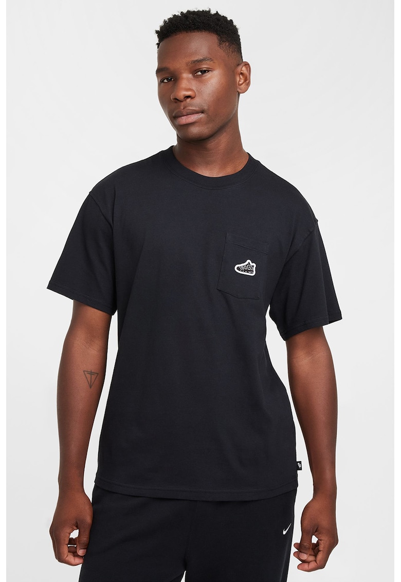 Tricou lejer cu buzunar aplicat