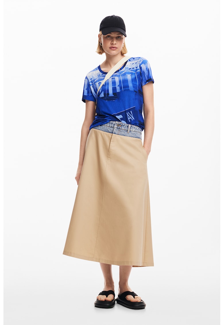 Tricou cu decolteu rotund si imprimeu