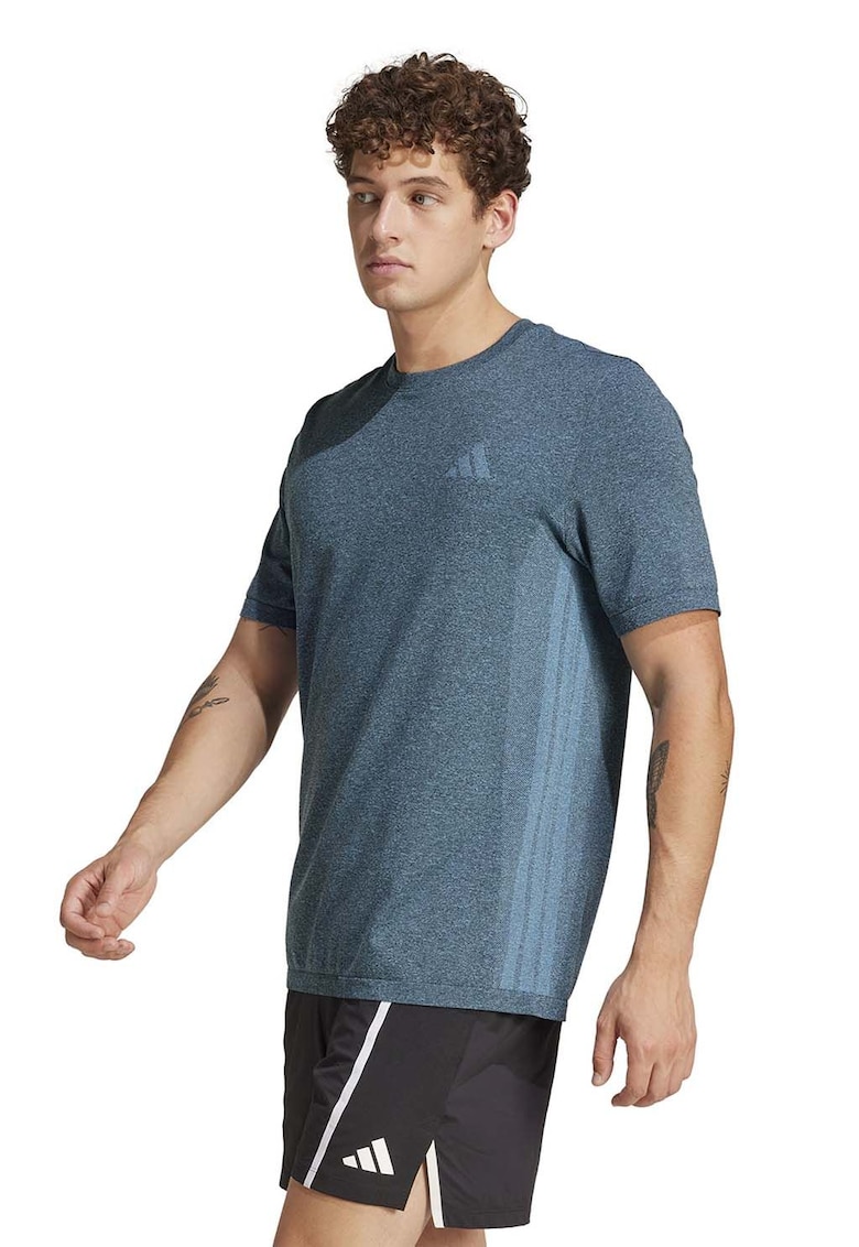 Tricou cu decolteu la baza gatului pentru fitness Tricou cu decolteu la baza gatului pentru fitness
