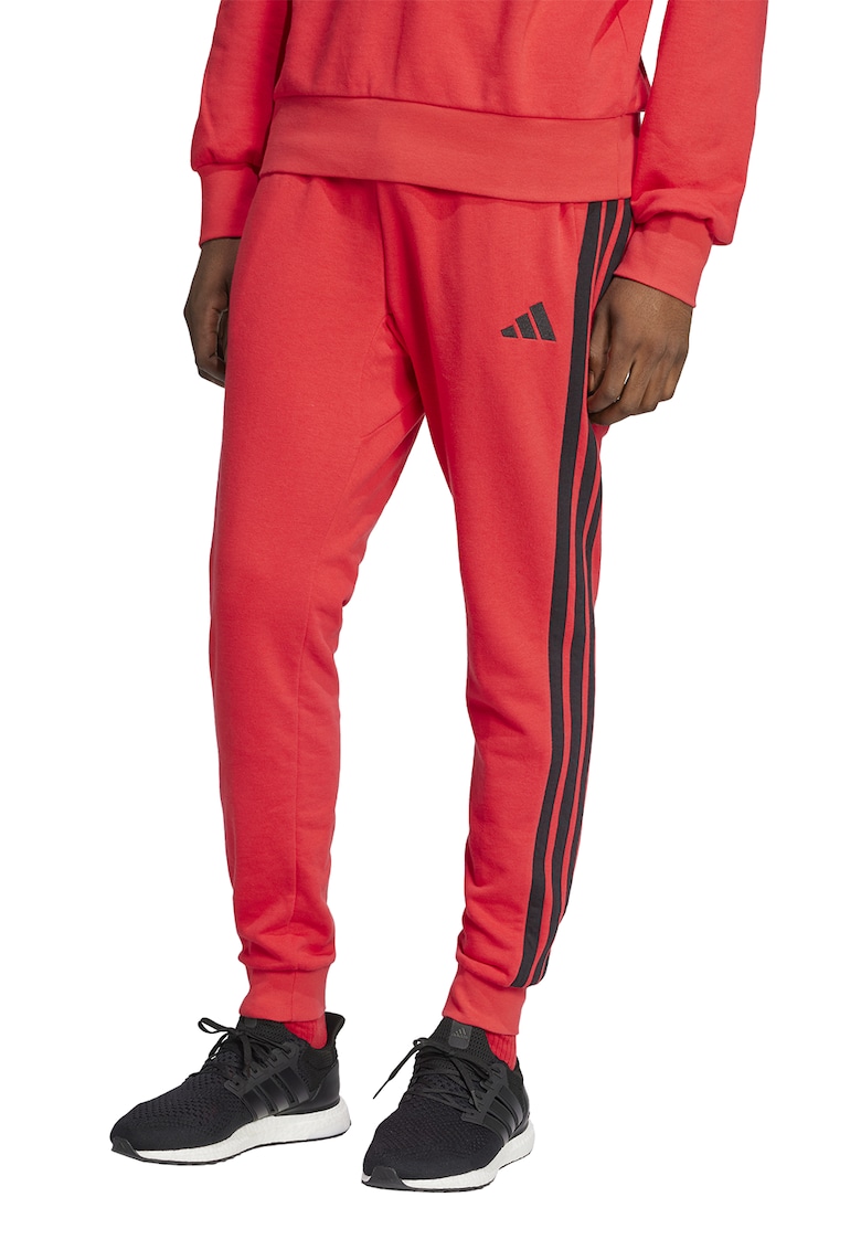 Pantaloni de trening cu logo si snur Pantaloni de trening cu logo si snur