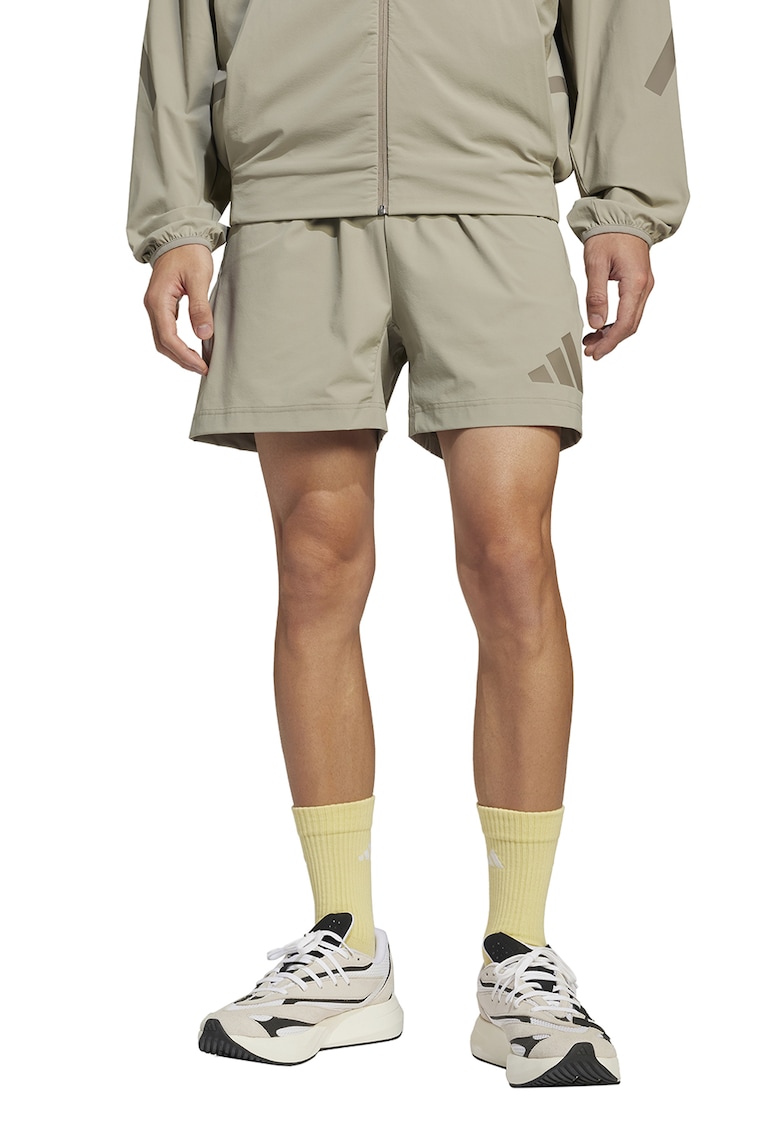 Pantaloni scurti cu snur de ajustare si buzunare laterale