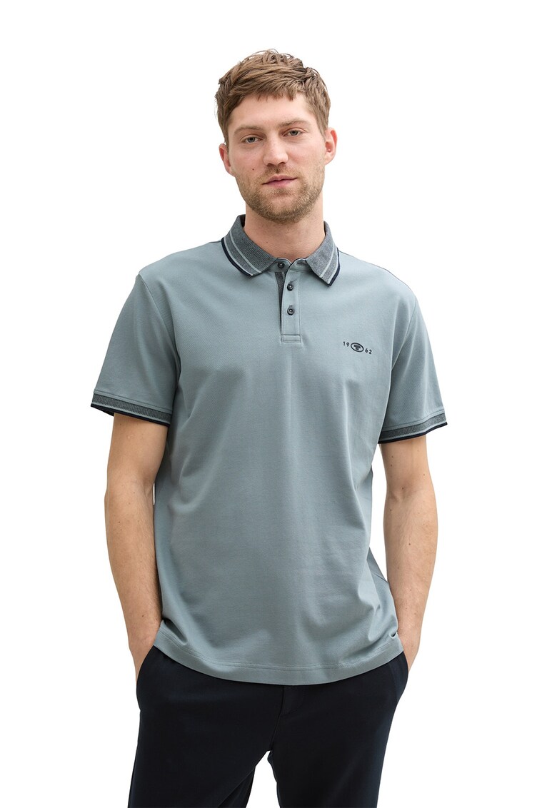 Tricou polo cu detalii contrastante - Verde pal