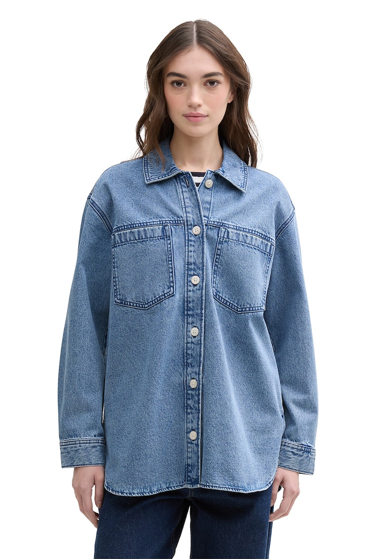 Jacheta lejera din denim cu buzunar pe piept Jacheta lejera din denim cu buzunar pe piept
