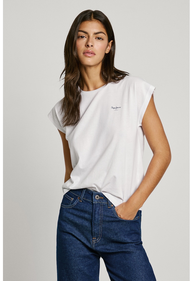 Tricou cu decolteu la baza gatului si logo - Alb