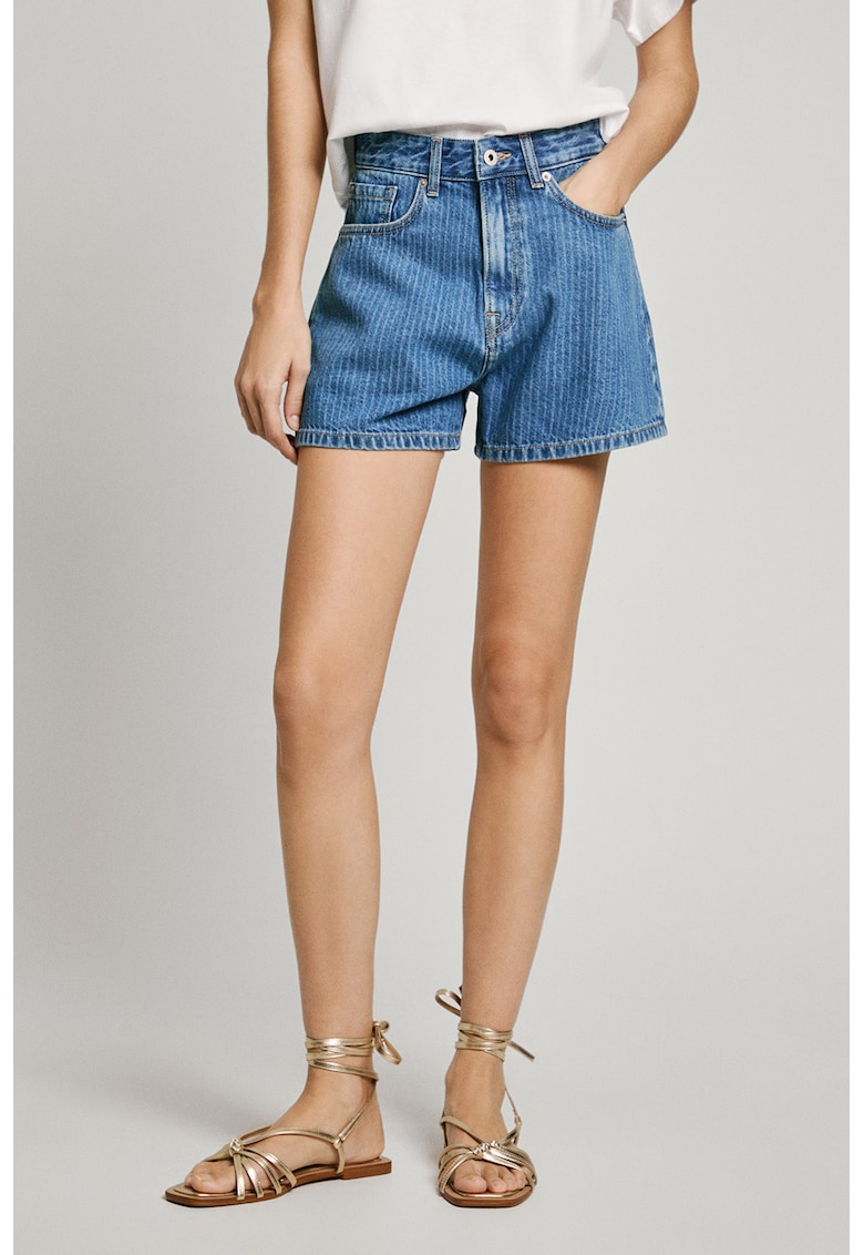 Blugi scurti cu model in dungi