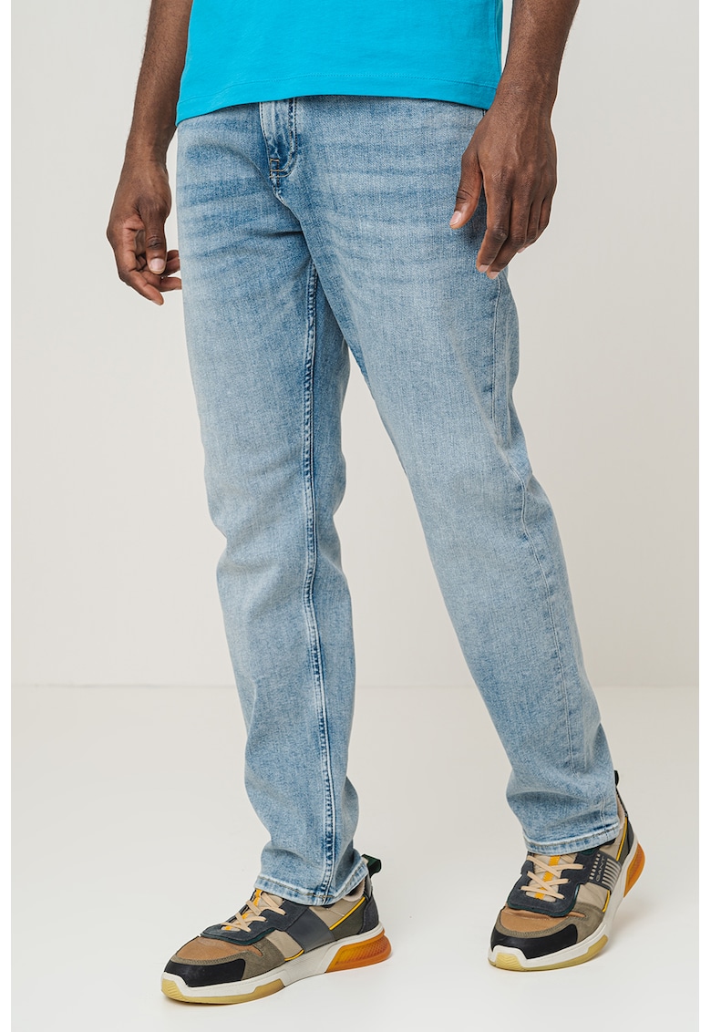 Blugi regular fi conici Blugi regular fi conici