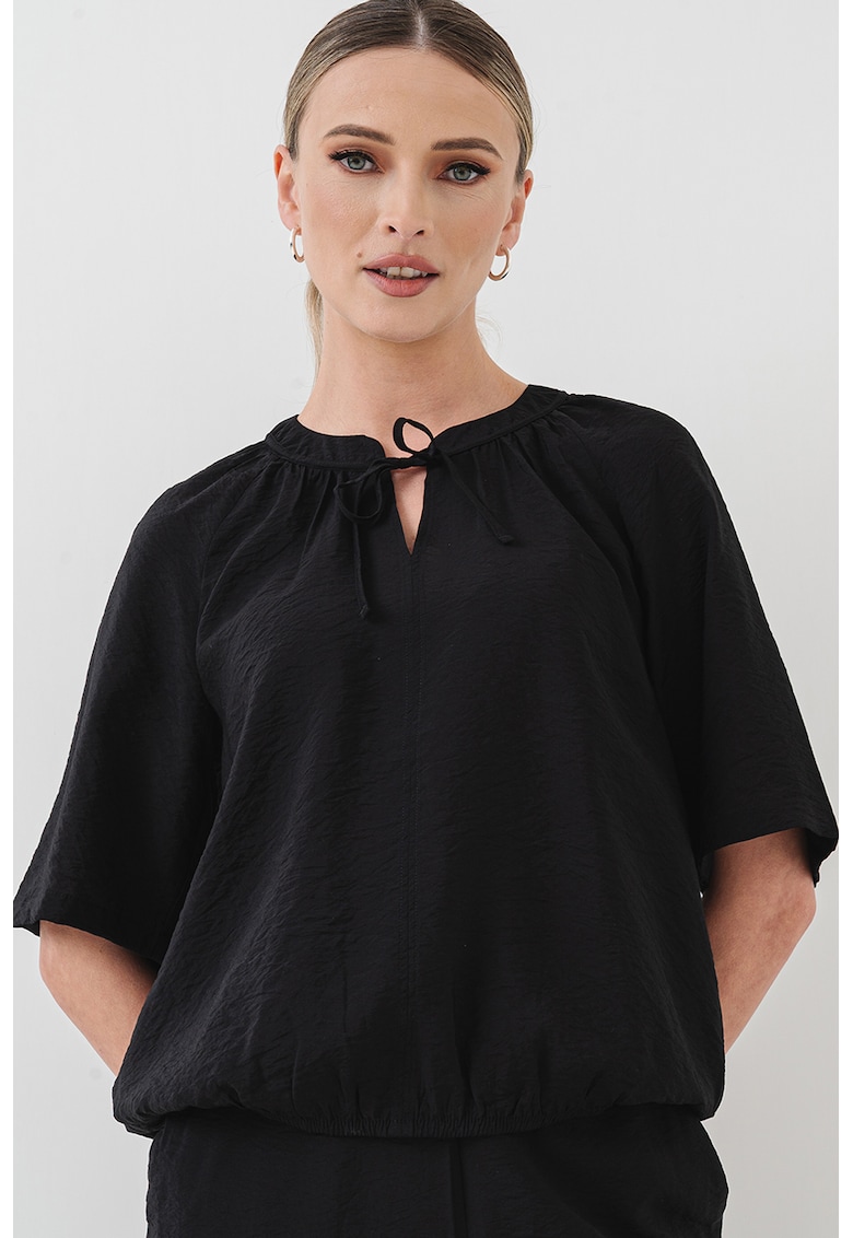 Bluza cu decupaj - Negru