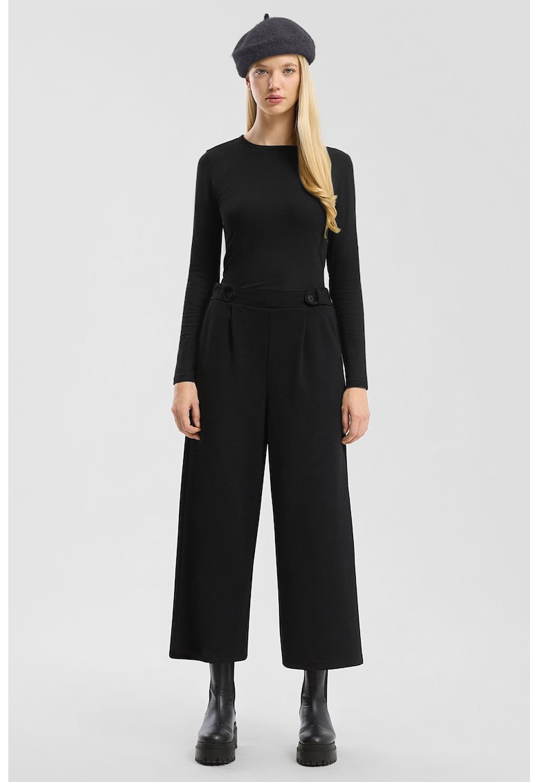 Bluza striata cu decolteu la baza gatului