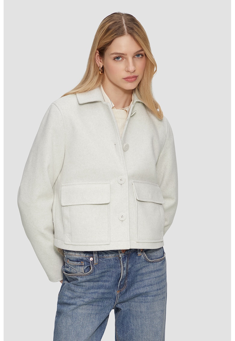 Jacheta cu buzunare cu clapa