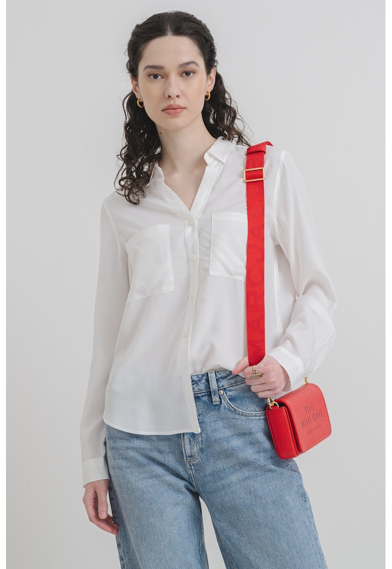 Camasa cu buzunar pe piept