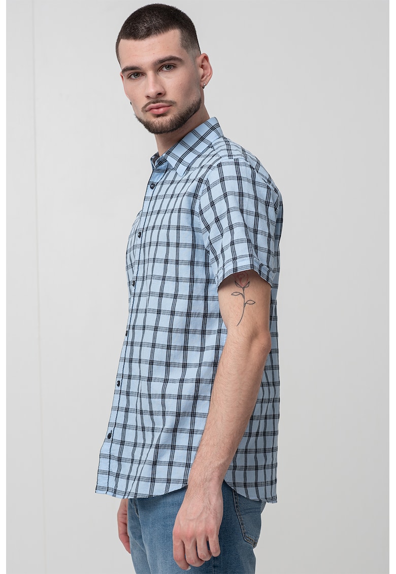 Camasa cu model in carouri si maneci scurte