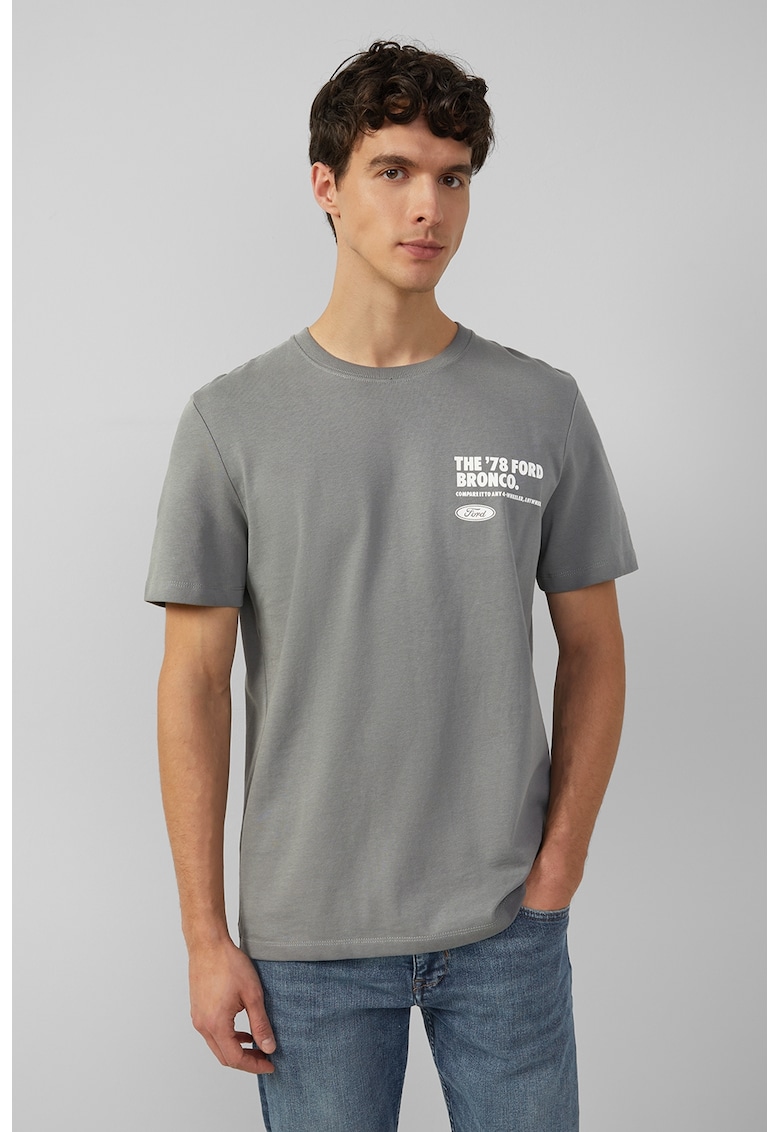 Tricou cu decolteu la baza gatului si imprimeu pe piept