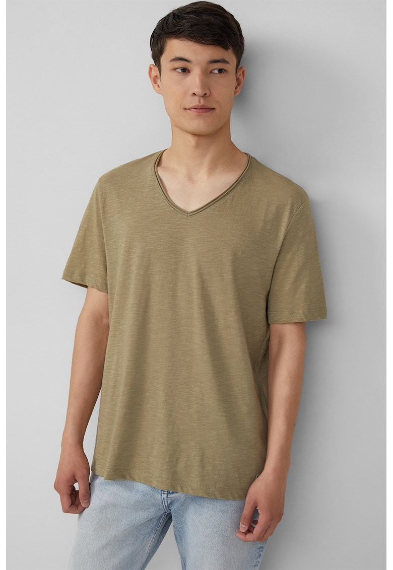 Tricou lejer cu decolteu in V Tricou lejer cu decolteu in V