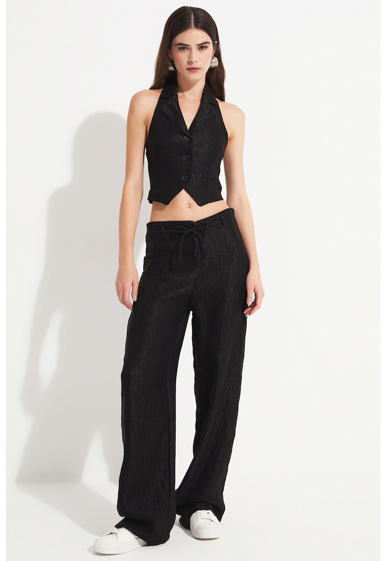 Set de top halter si pantaloni cu croiala ampla