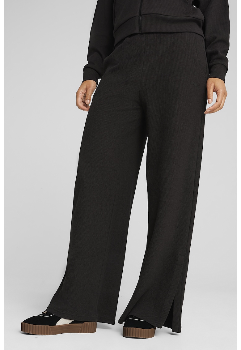 Pantaloni evazati cu cordon in talie