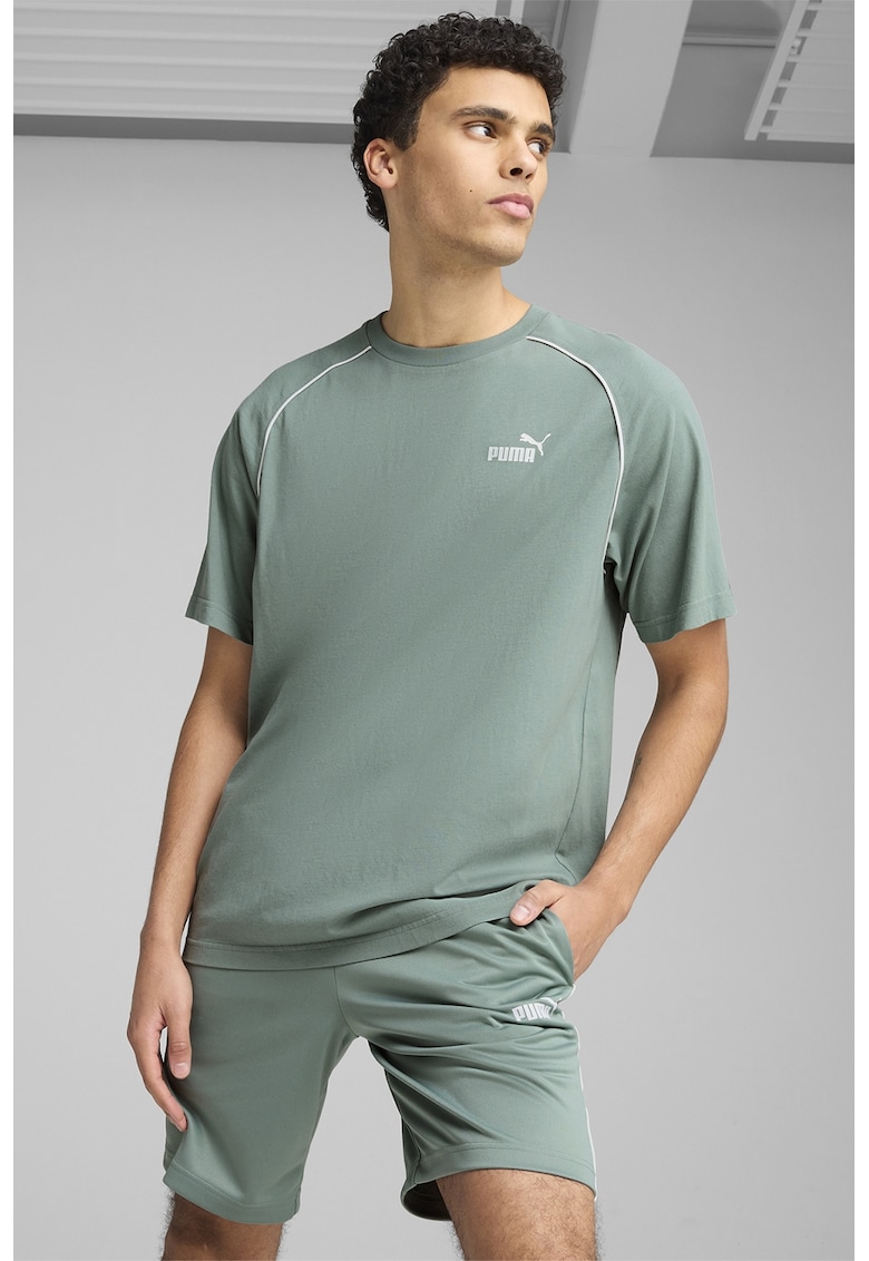 Tricou cu decolteu la baza gatului si maneci raglan