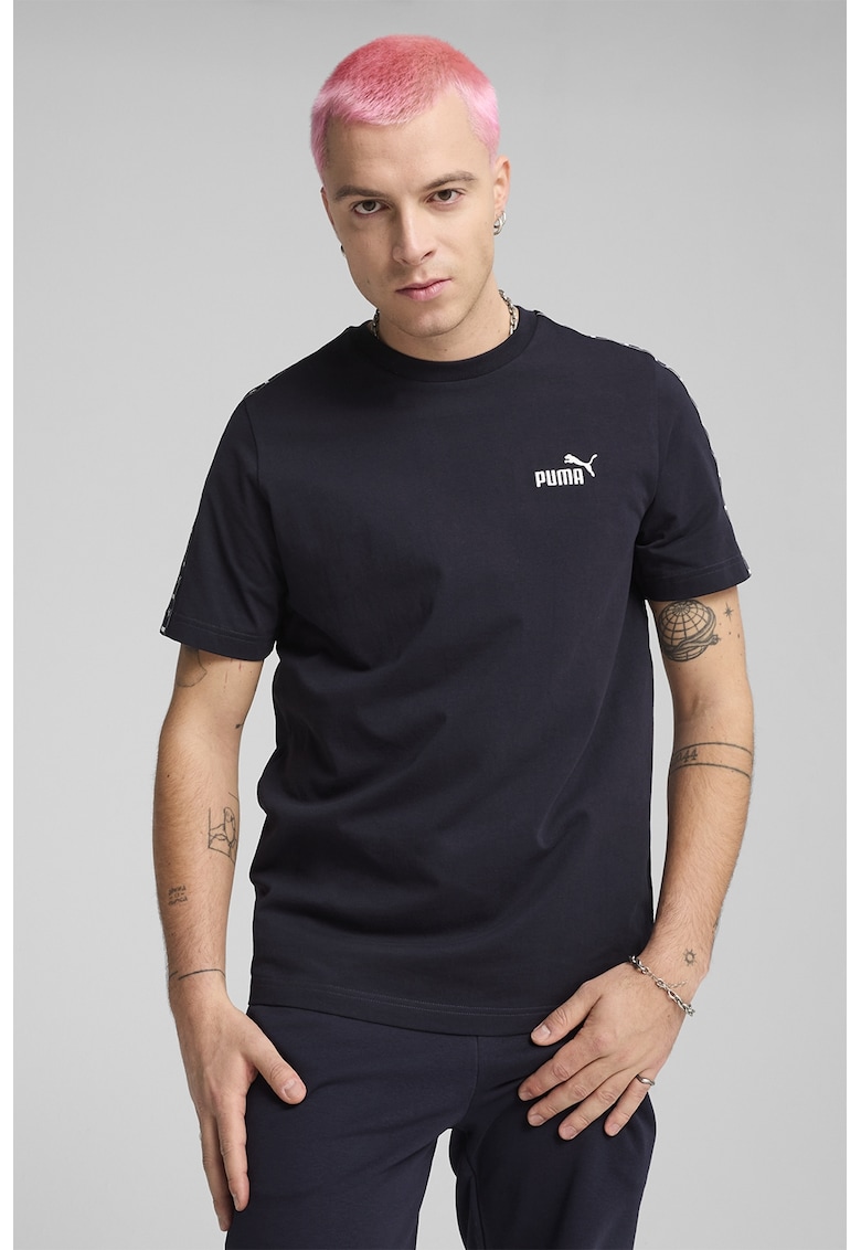 Tricou cu decolteu la baza gatului si detalii logo