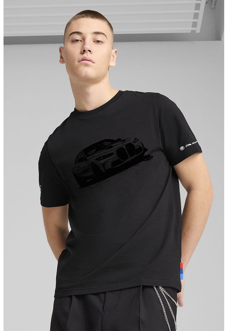 Tricou cu decolteu la baza gatului