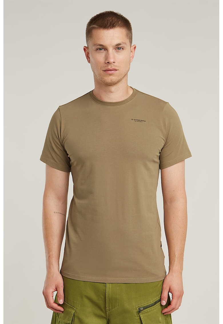 Tricou slim fit cu decolteu la baza gatului Base