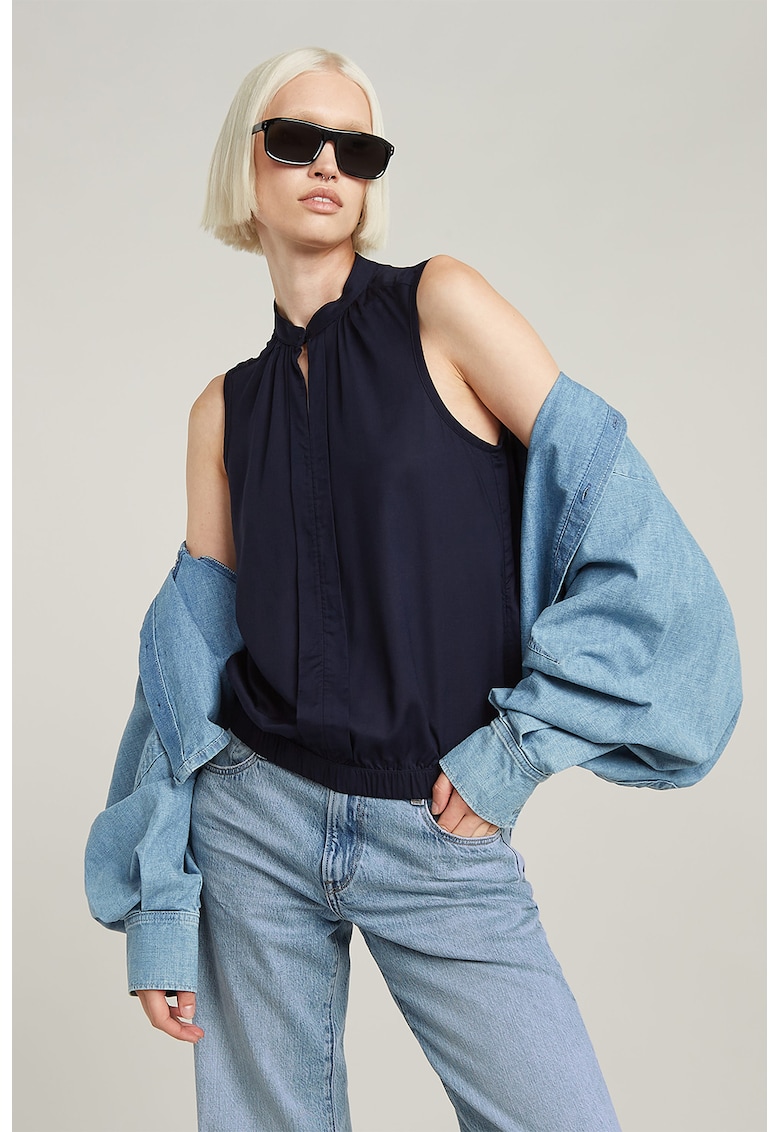 Bluza cu decupaj discret - fara maneci Bluza cu decupaj discret - fara maneci