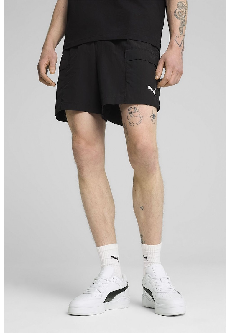 Pantaloni scurti cu buzunare laterale - Negru