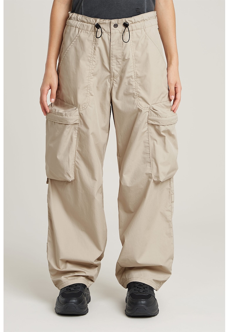 Pantaloni cargo cu croiala ampla Pantaloni cargo cu croiala ampla