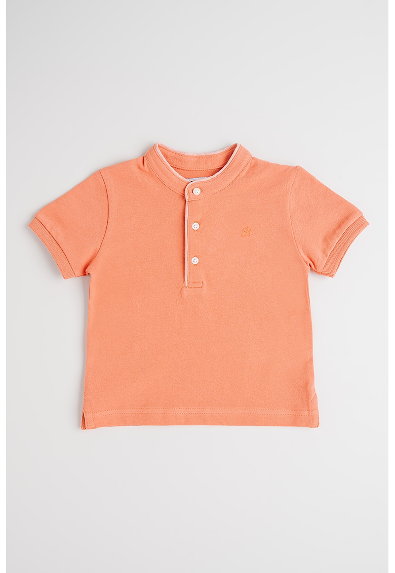 Tricou uni cu fenta cu nasturi