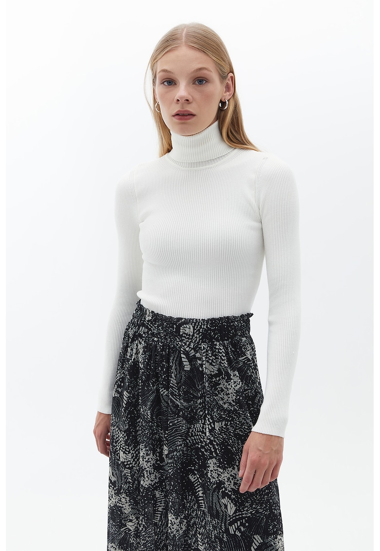 Bluza slim fit cu guler inalt si striatii