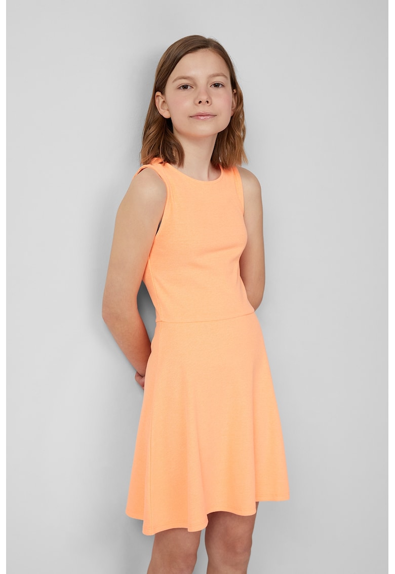 Rochie midi cu croiala evazata