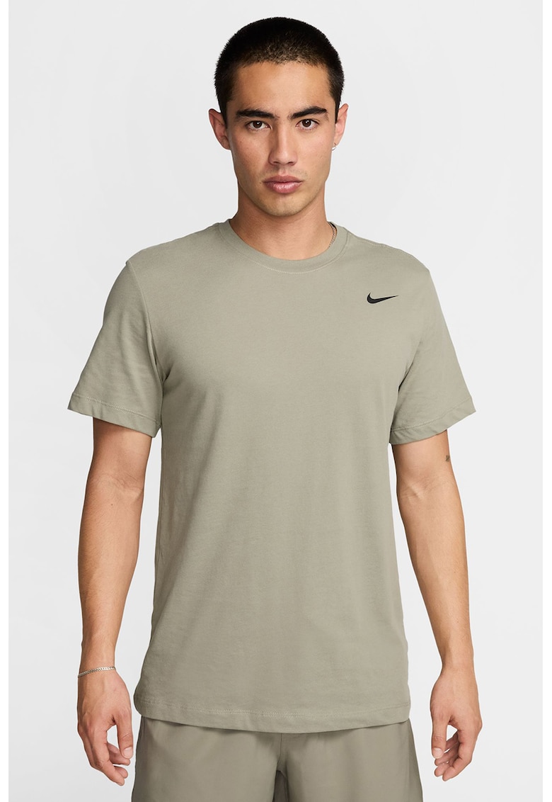 Tricou cu tehnologie Dri-FIT si decolteu la baza gatului - pentru fitness