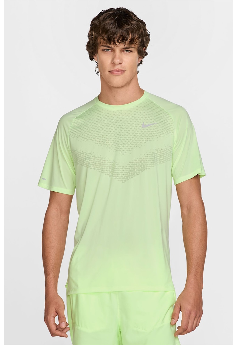 Tricou cu decolteu la baza gatului si tehnologie Dri-Fit - pentru alergare - Verde lime