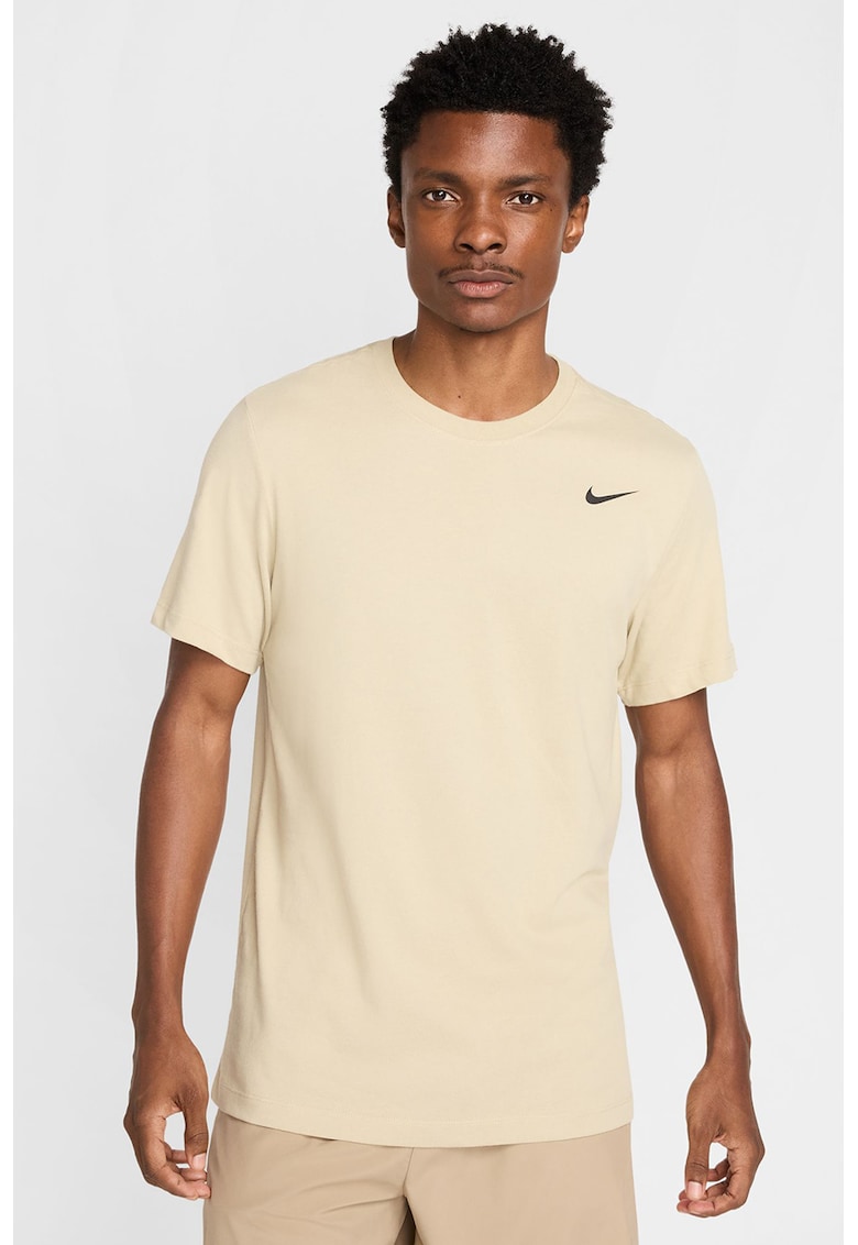 Tricou cu tehnologie Dri-FIT si decolteu la baza gatului - pentru fitness